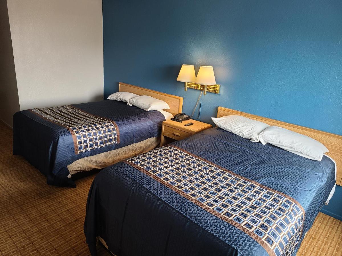Travelodge By Wyndham สต็อกตัน ภายนอก รูปภาพ