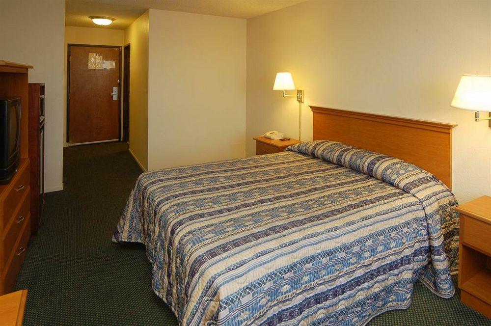Travelodge By Wyndham สต็อกตัน ภายนอก รูปภาพ